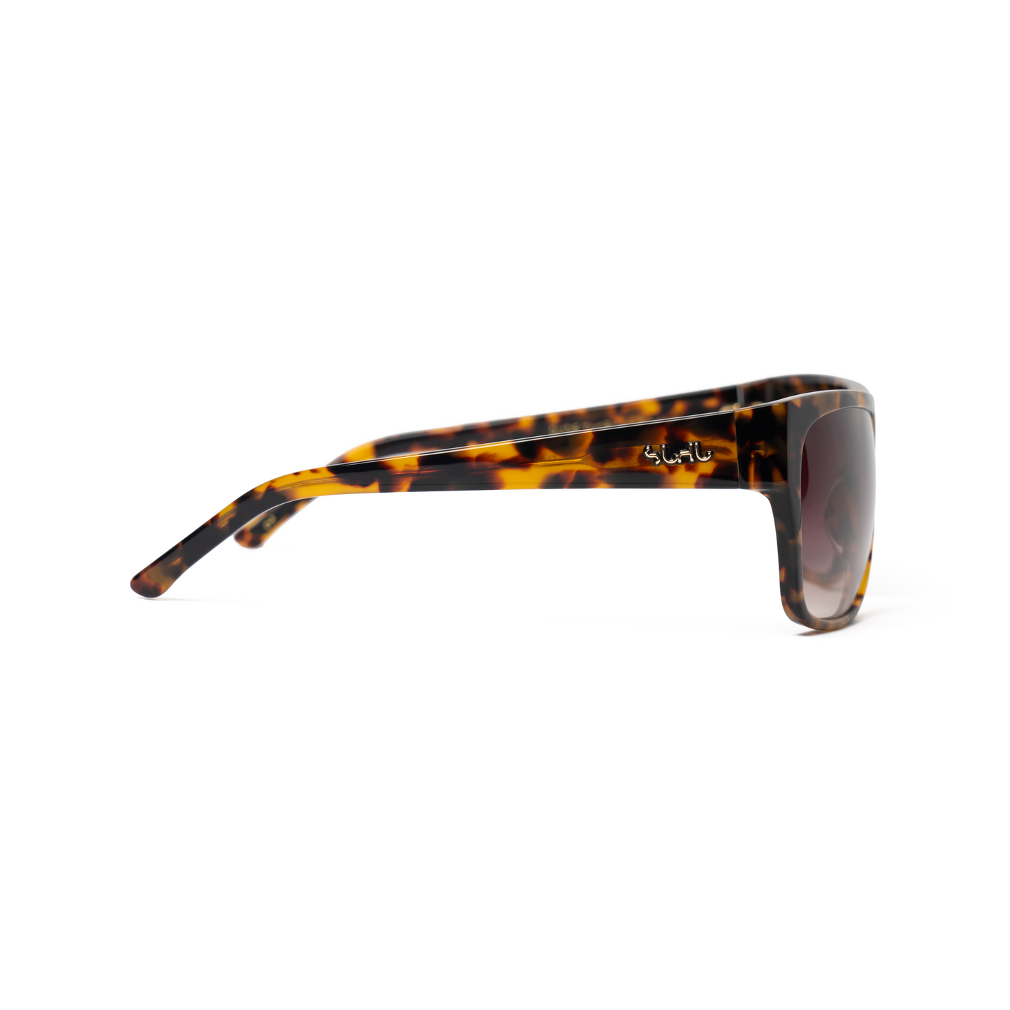 Sunglasses facing to the right-hand side, with tortoiseshell frame on a white background