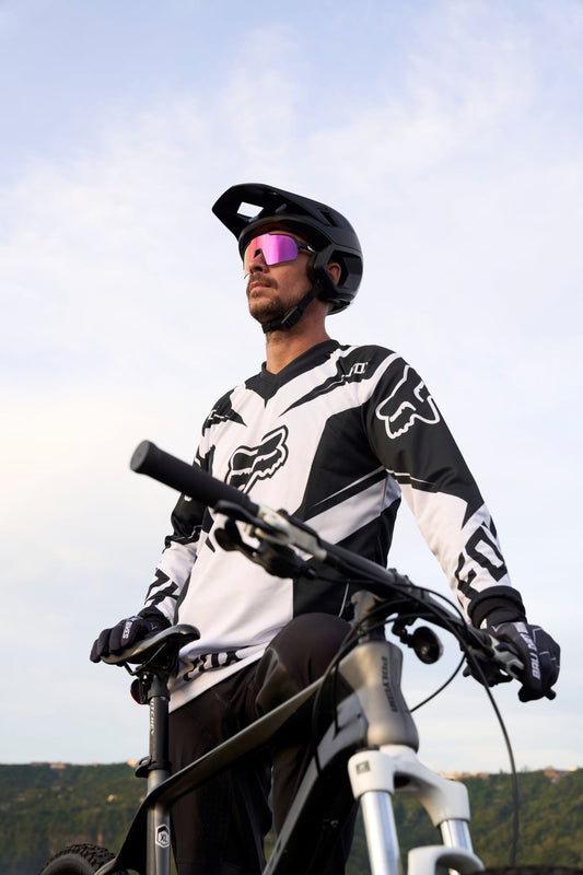 Lightspeed Black / Red